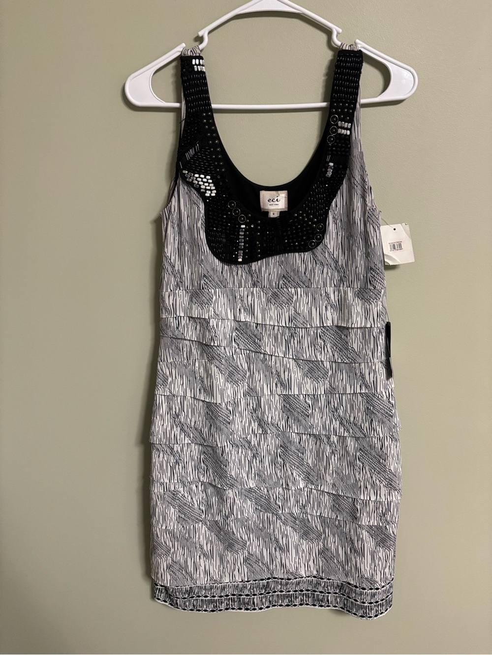 Eci Dress Size 6 Small Black White Tiered Abstract Embellished Scoop Neck New